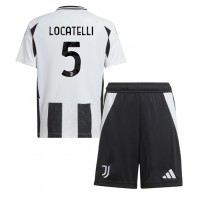 Koszulka piłkarska Juventus Manuel Locatelli #5 Strój Domowy dla dzieci 2024-25 tanio Krótki Rękaw (+ Krótkie spodenki)